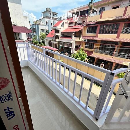 Вилла Light House, Unique & Cozy 2Bhk Гувахати Экстерьер фото